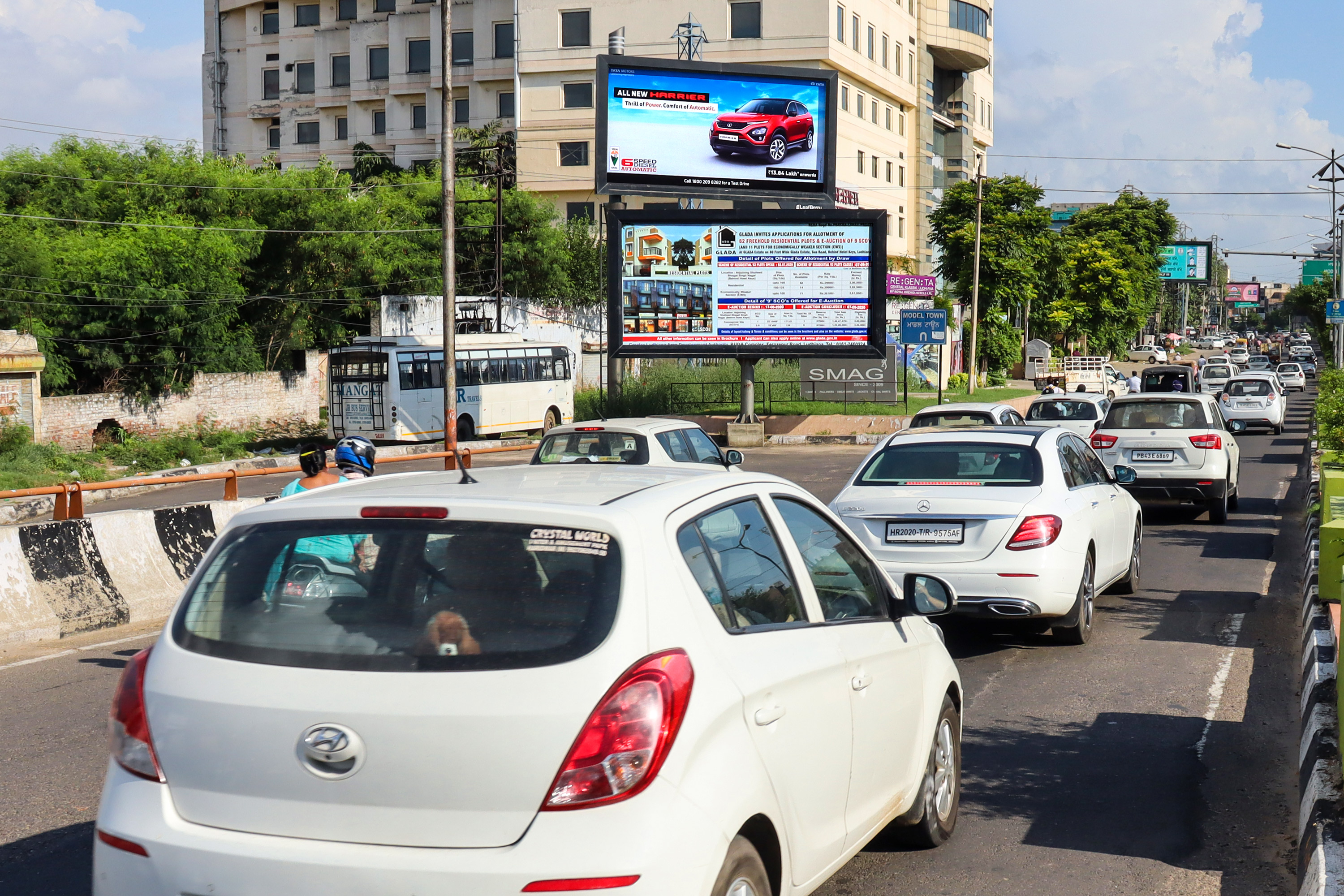 Bus Stand Flyover Unipole
